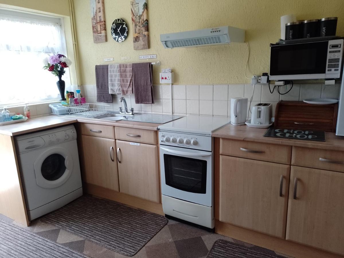 Super Single Room Cardiff Eksteriør billede