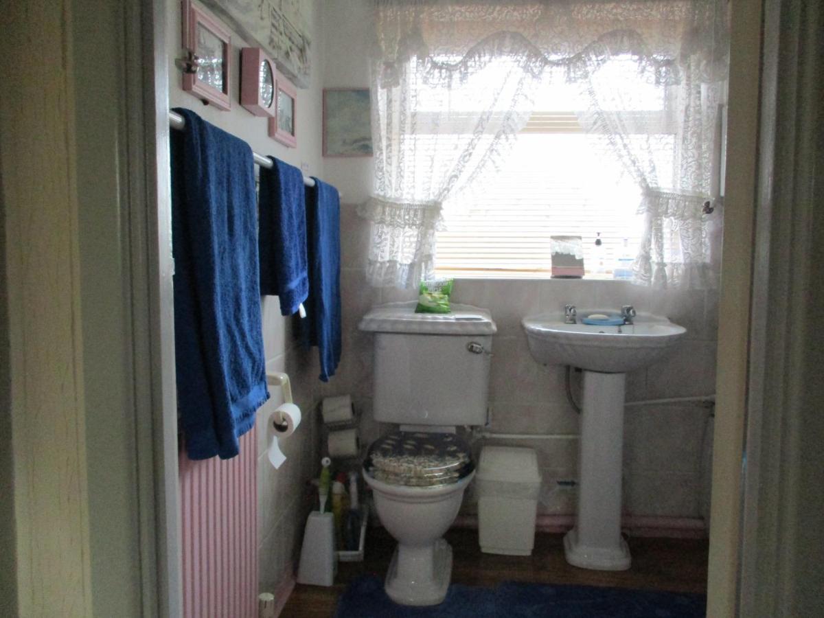 Super Single Room Cardiff Eksteriør billede