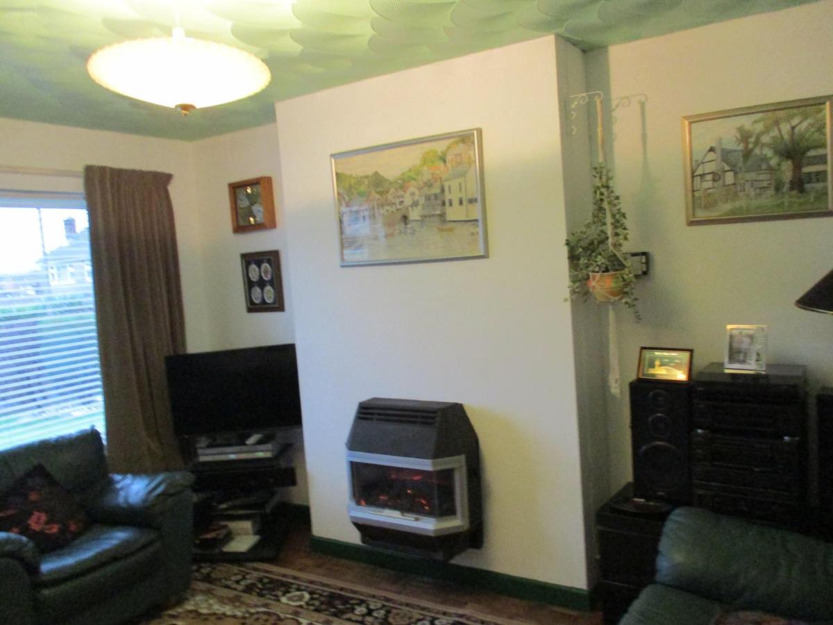 Super Single Room Cardiff Eksteriør billede